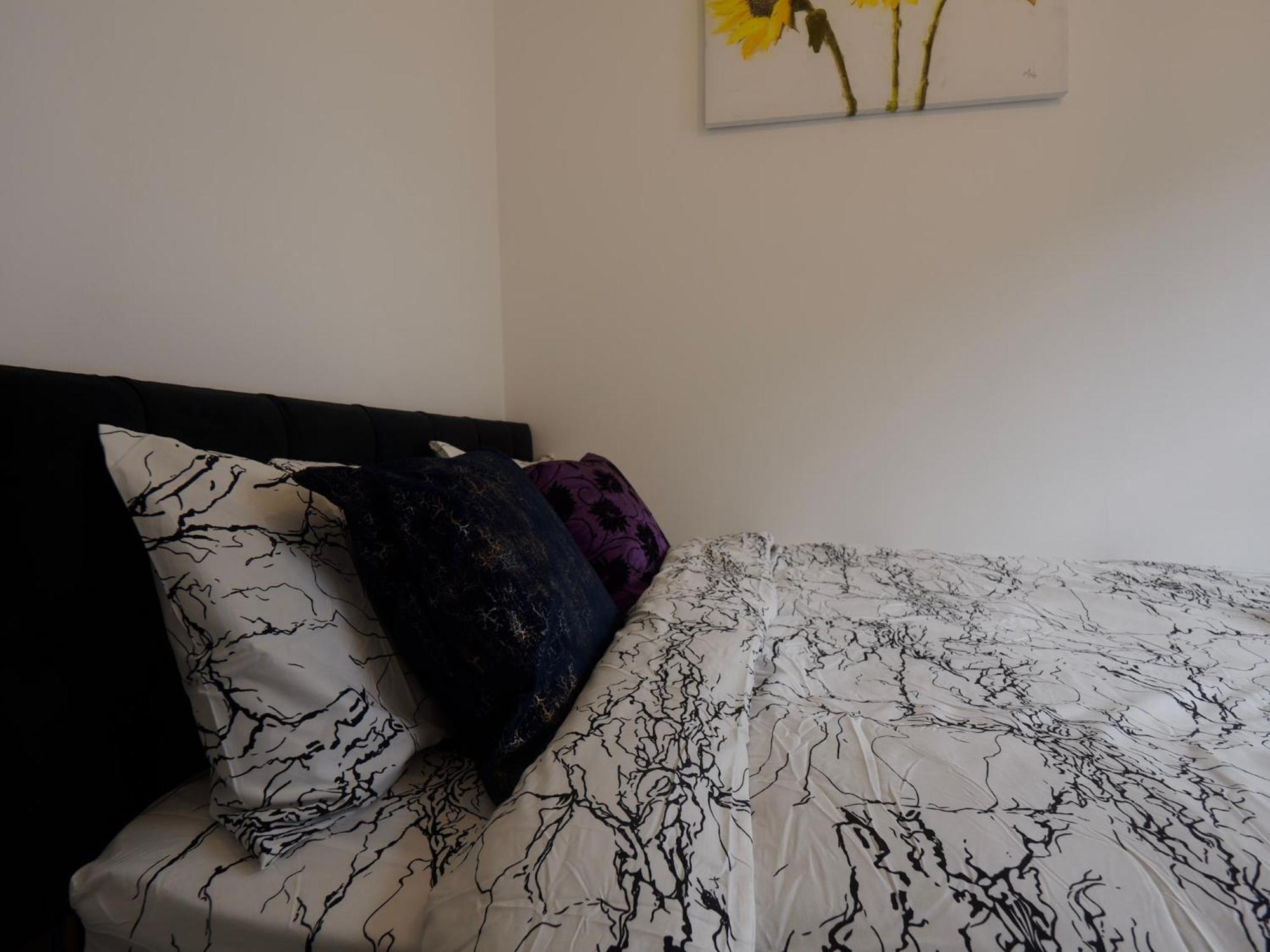 Chatham Lodge Cosy Large Double Room 1 Stoke-on-Trent 외부 사진