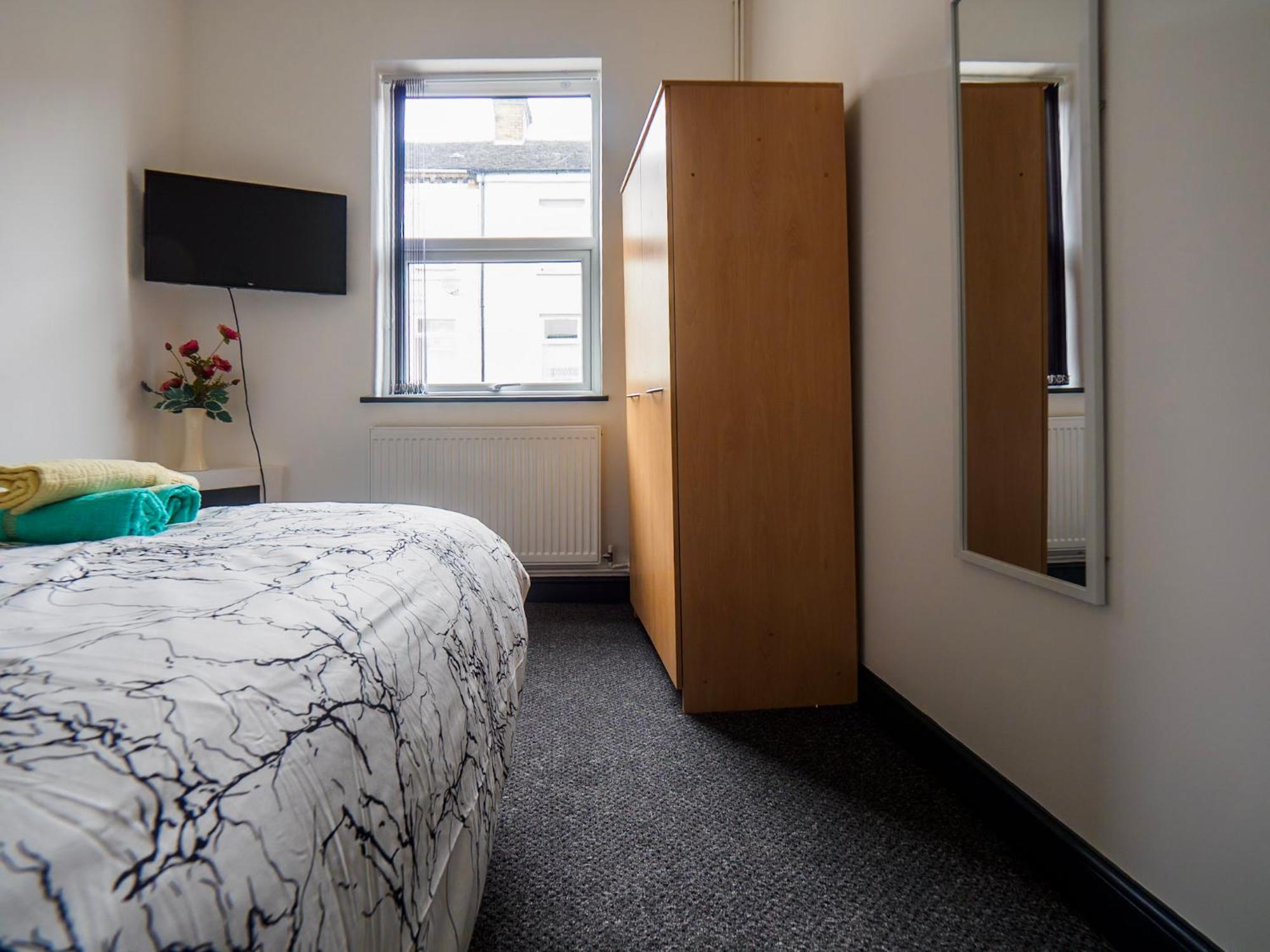 Chatham Lodge Cosy Large Double Room 1 Stoke-on-Trent 외부 사진